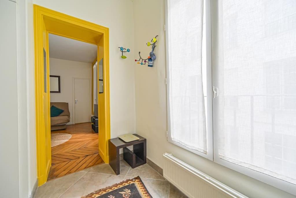 Charming - Saint Apoline Appartement Parijs